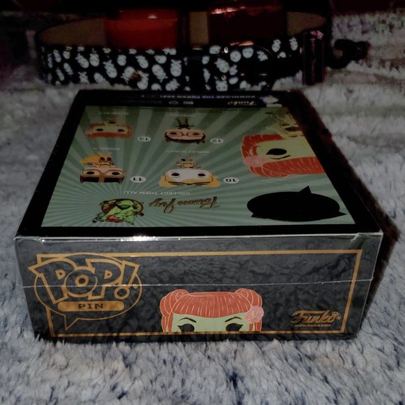 Funko Pop Pins Dc Comics Bombshells Poison Ivy #13, New in Box - Picture 4 of 5